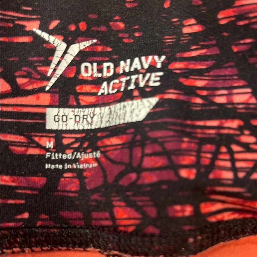 Old Navy Active 3/4 length Leggings size M - Picture 7 of 13